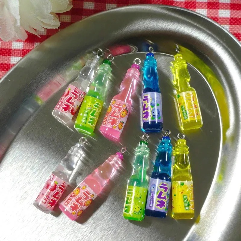 10Pcs 작은 소다병 레진 참 장식품 귀여운 음료병  - Resin Art Essentials 리뷰 및 가격